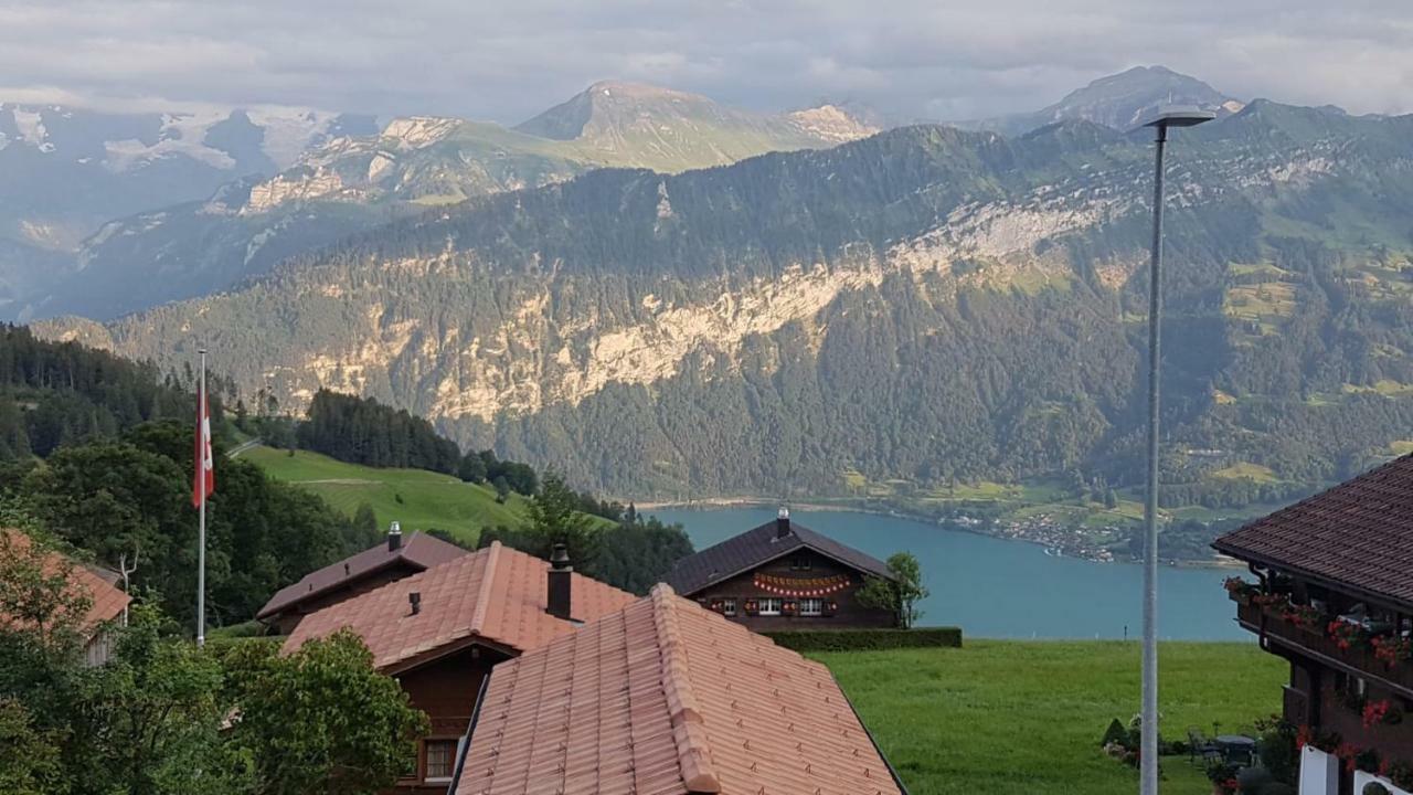 App. Seeblick Top Of Interlaken Беатенберг Екстериор снимка