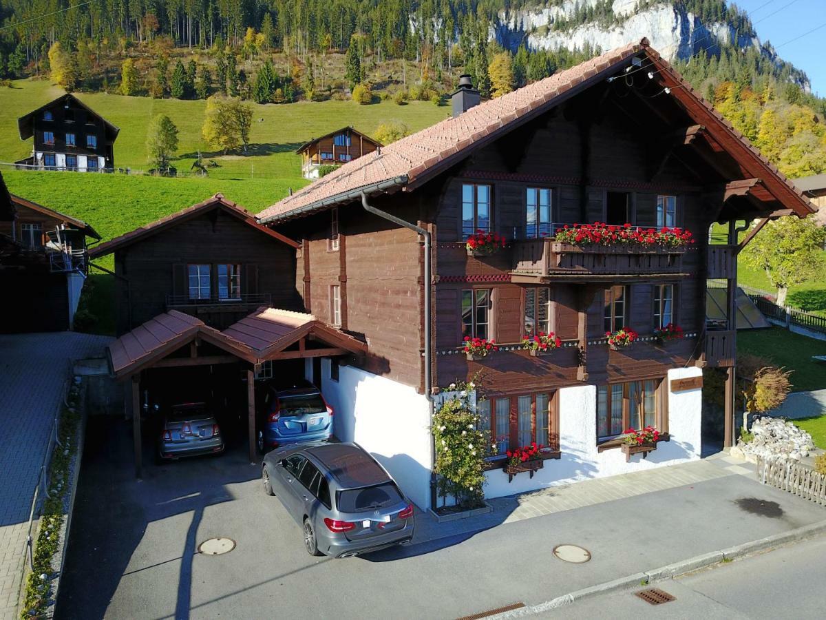 App. Seeblick Top Of Interlaken Беатенберг Екстериор снимка